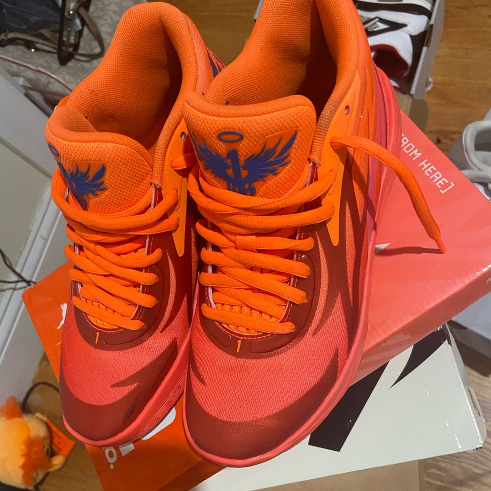 Neon Orange Melos 2.0
